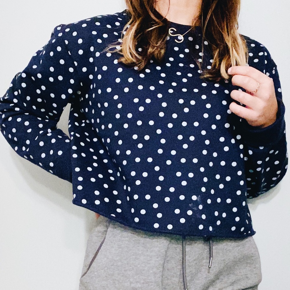 Cropped Crewneck - Picture 2 of 2